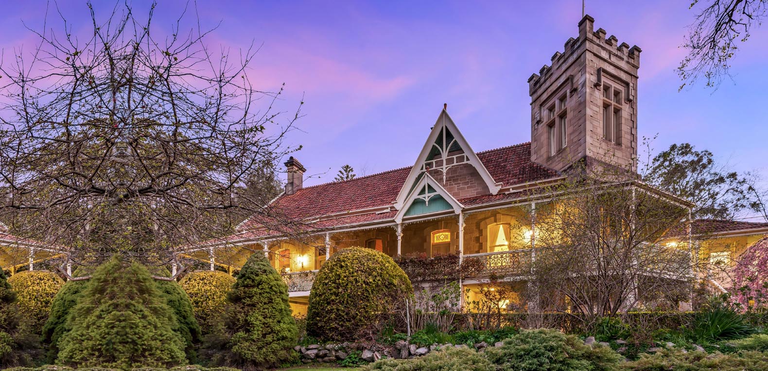 DeeAnne Hunt Lifestyle Property Adelaide Hills Real Estate Agent DeeAnne Hunt Lifestyle Property Adelaide Hills Real Estate Agent